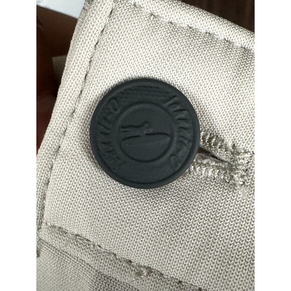 Johnnie O Prep-Formance Golf Pants Cross Country Chino Stone JMPA1450 Mens 30x32 - Picture 8 of 10